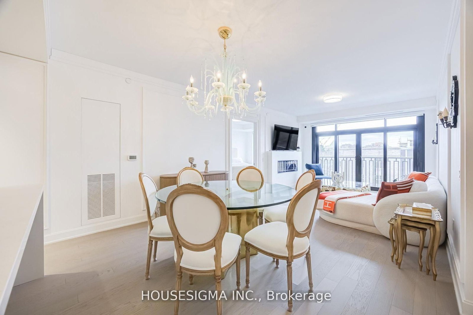 1 Strathgowan Avenue, Unit 406 - Photo 17