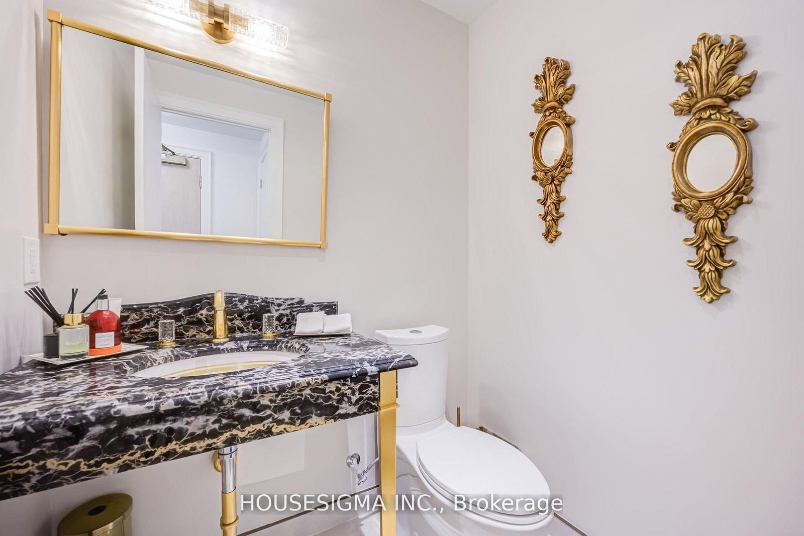 1 Strathgowan Avenue, Unit 406 - Photo 26