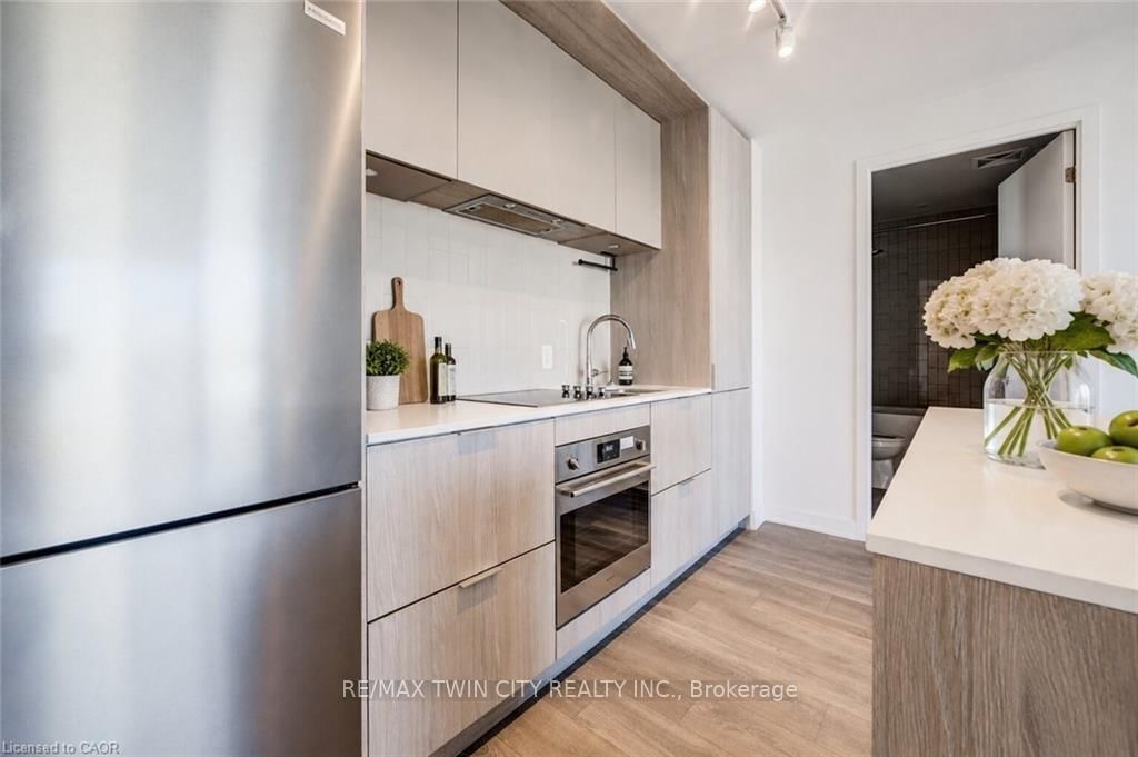 130 RIVER Street • #2904 • Toronto, ON photo 4