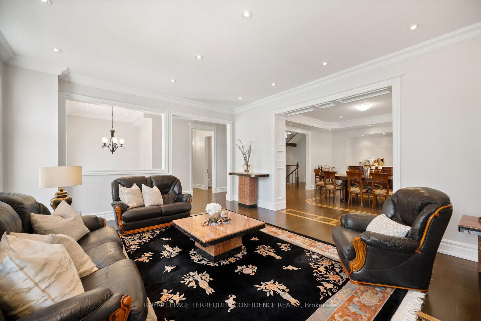 466A Ellerslie Avenue • Toronto, ON photo 19
