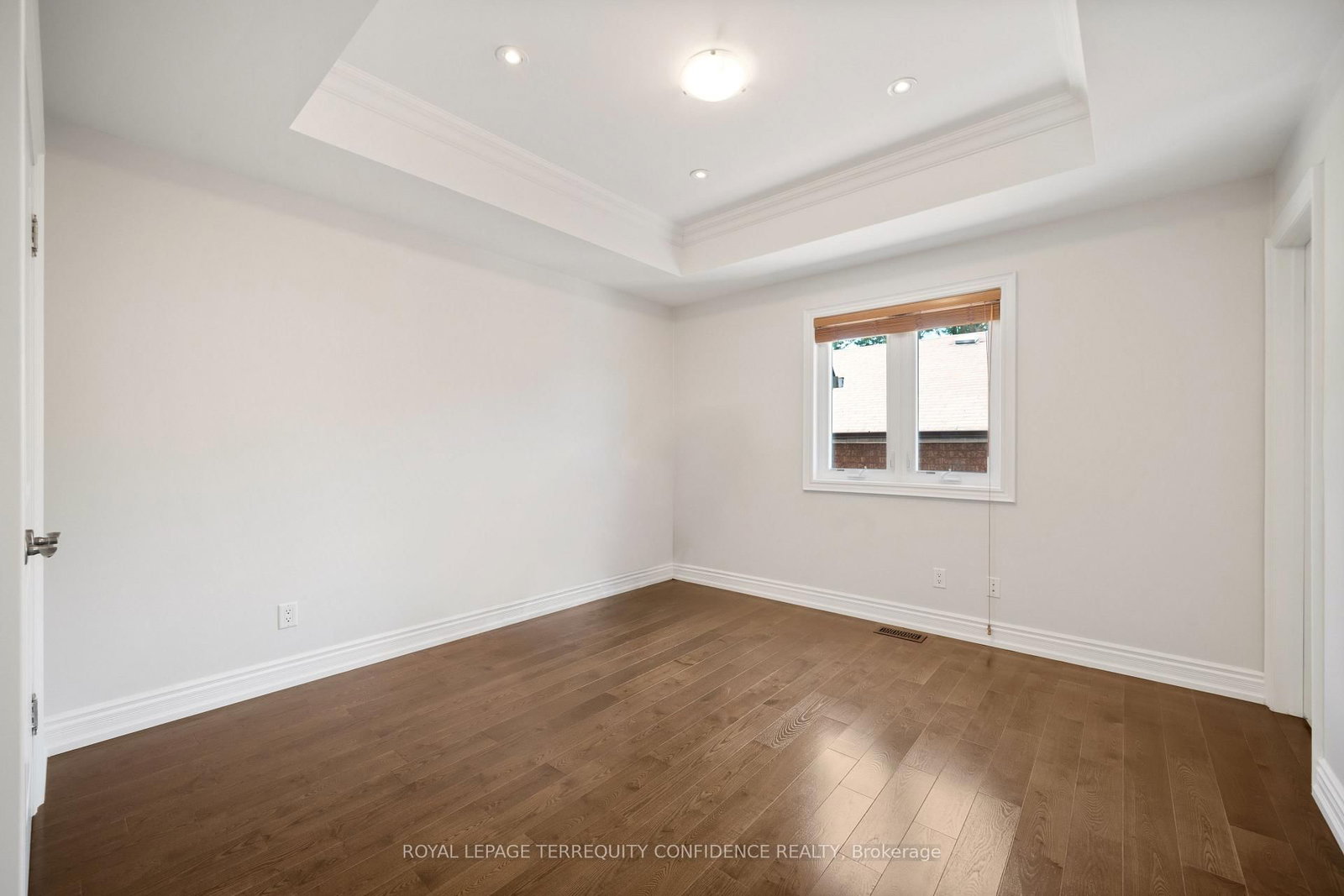 466A Ellerslie Avenue • Toronto, ON photo 32
