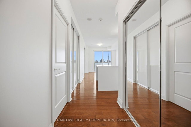 3403 - 65 St Mary Street