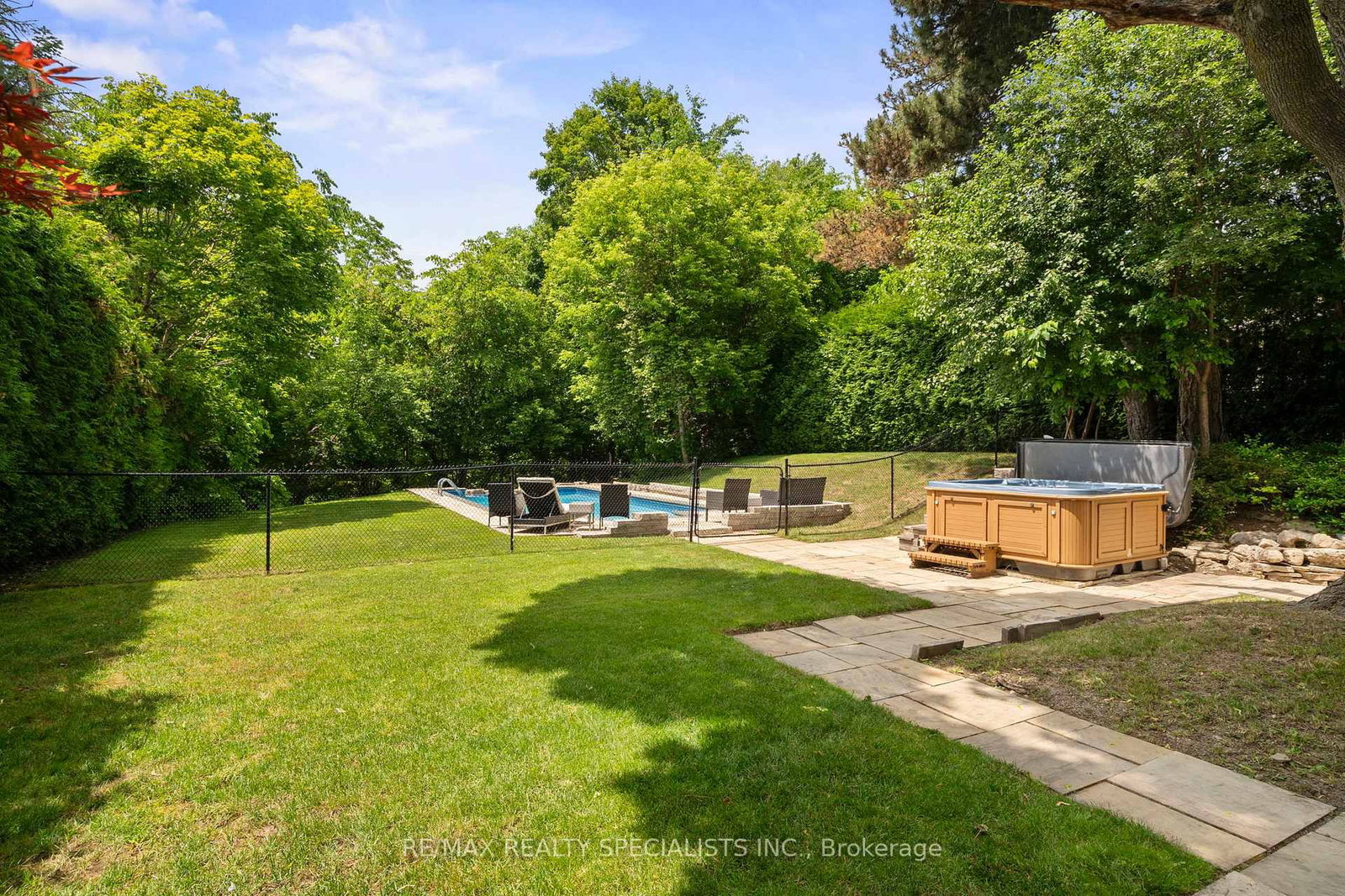42 Heathview Avenue • Toronto, ON photo 38