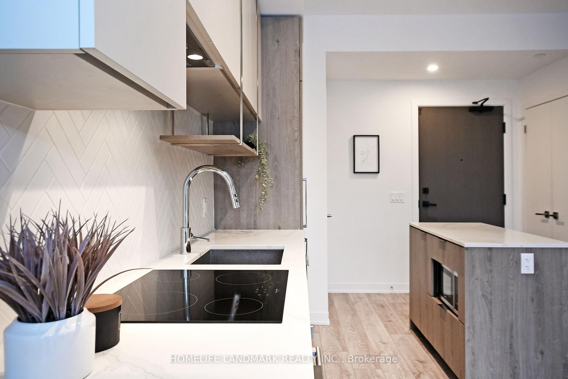 15 Holmes Avenue, Unit 1406