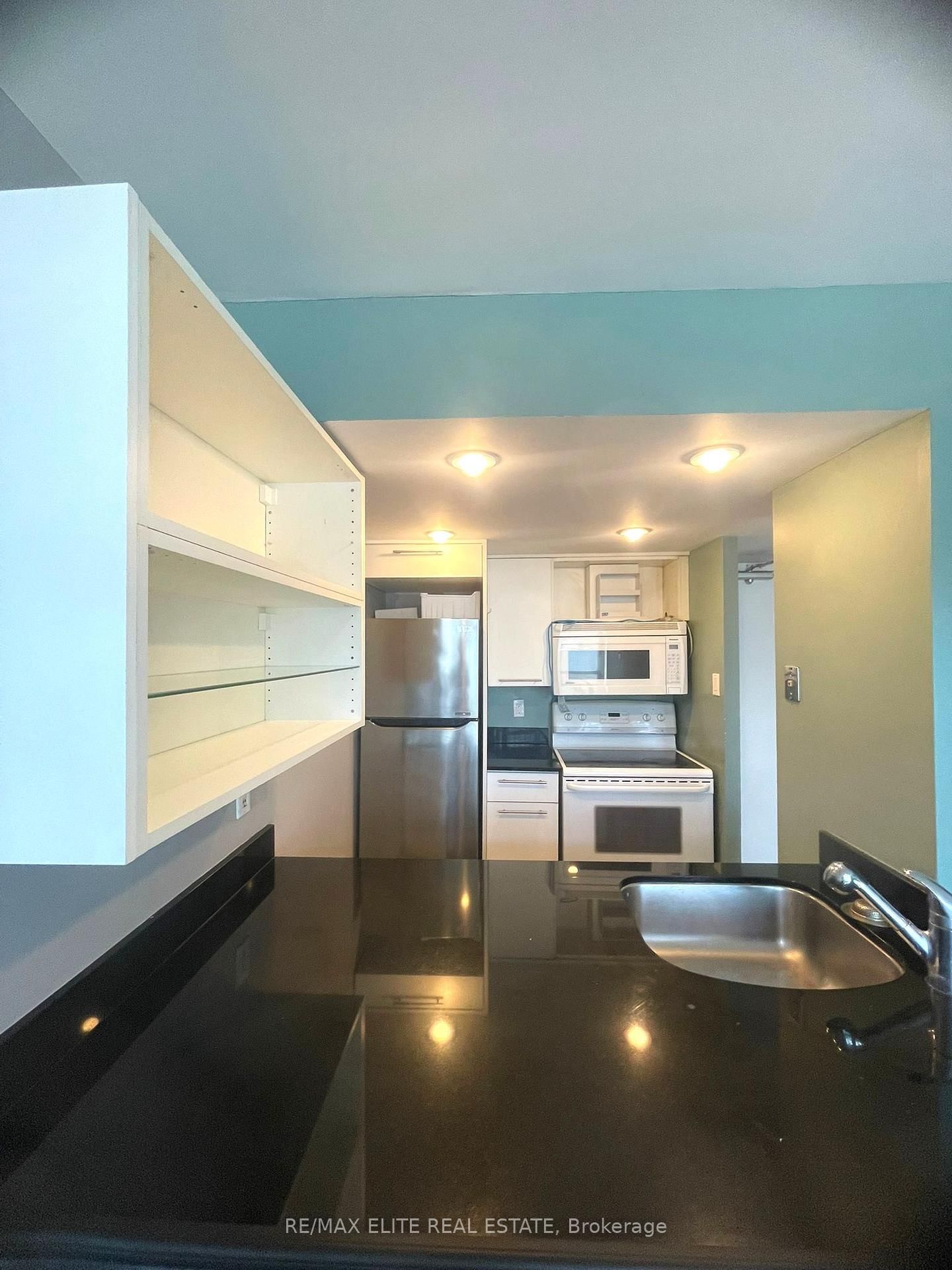 1502-25 Maitland Street, Toronto, ON, photo 4