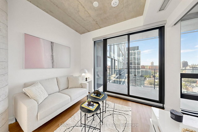 1505 - 284 King Street E