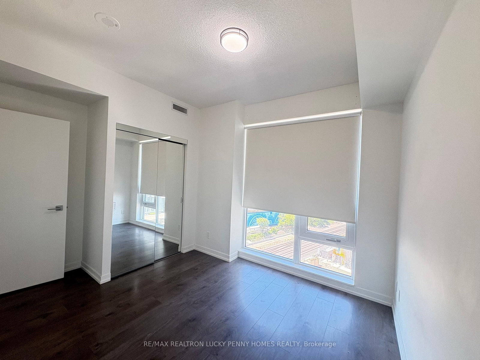 49 East Liberty Street • #903 • Toronto, ON photo 11