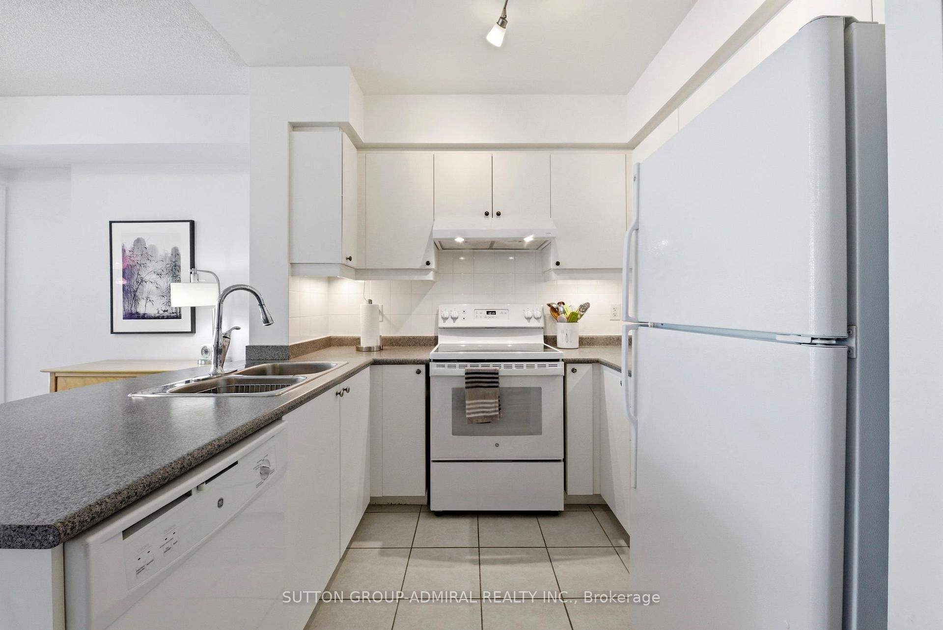 5500 Yonge Street, Unit 1403