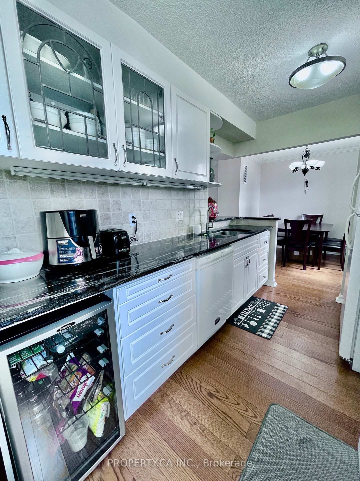 5 Old Sheppard Avenue • #1003 • Toronto, ON photo 6