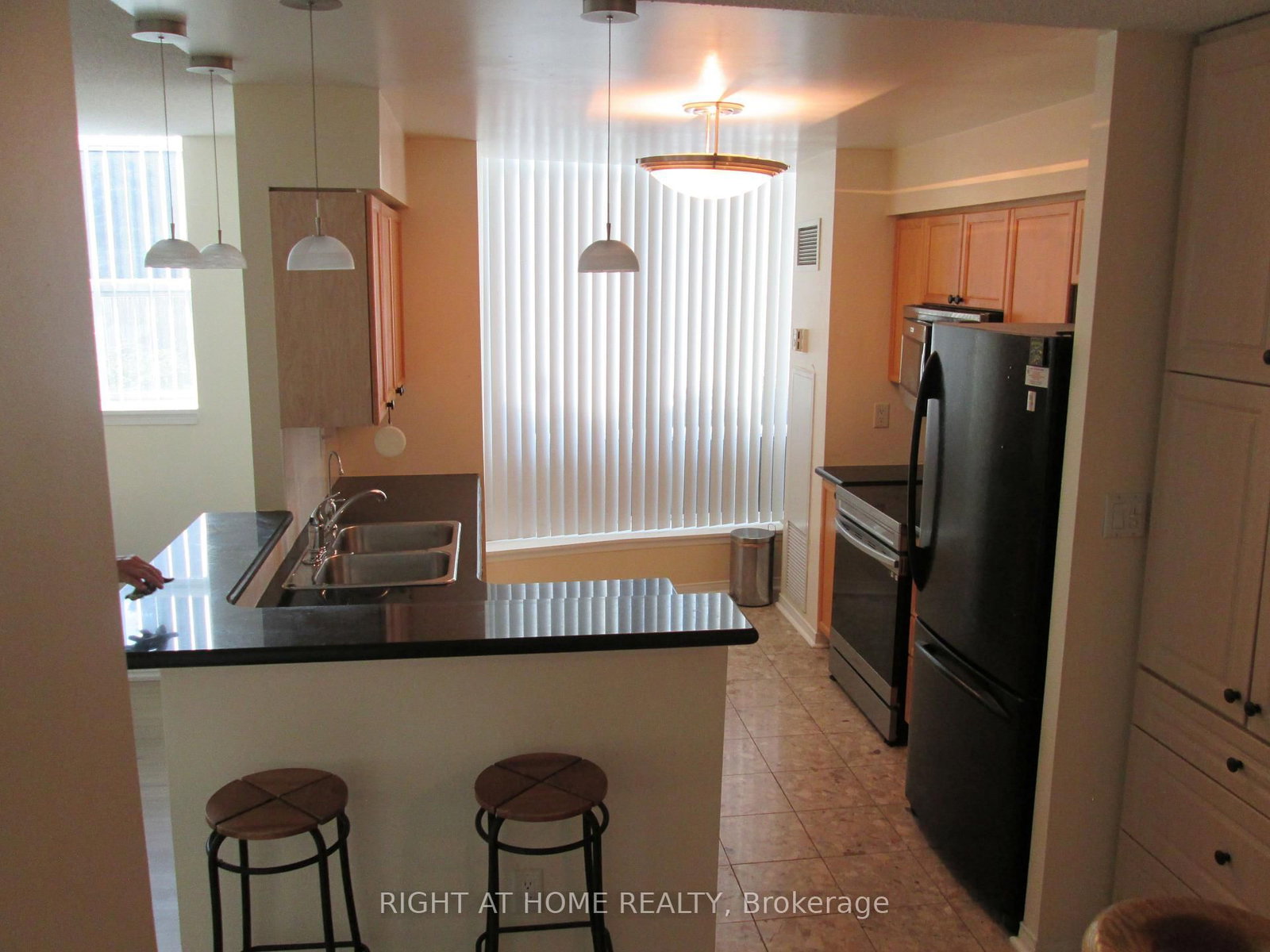 233 Beecroft Road • #111 • Toronto, ON photo 11