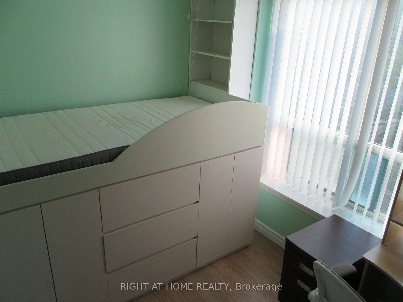 233 Beecroft Road • #111 • Toronto, ON photo 18