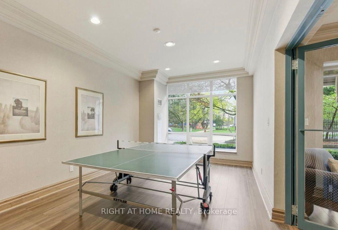 233 Beecroft Road • #111 • Toronto, ON photo 6