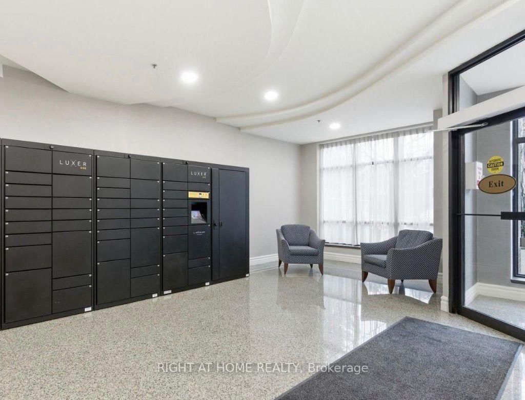 233 Beecroft Road • #111 • Toronto, ON photo 7