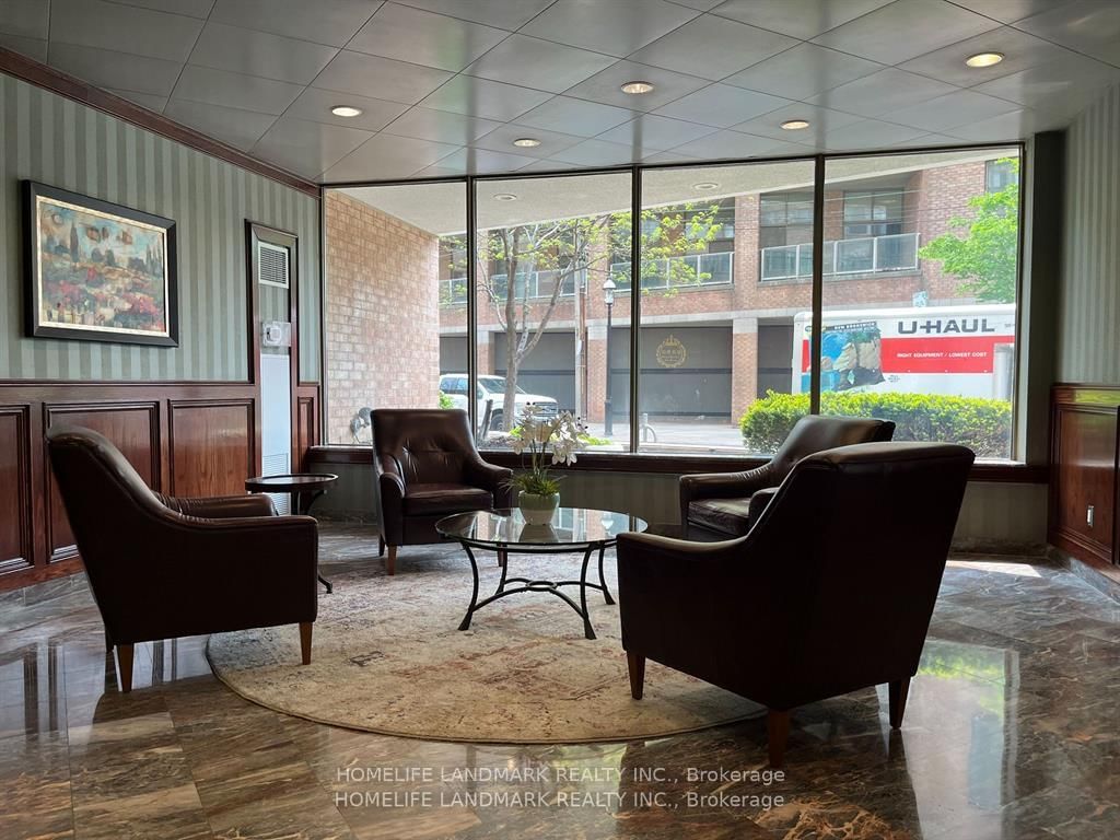 1401-1055 Bay Street, Toronto, ON, photo 2
