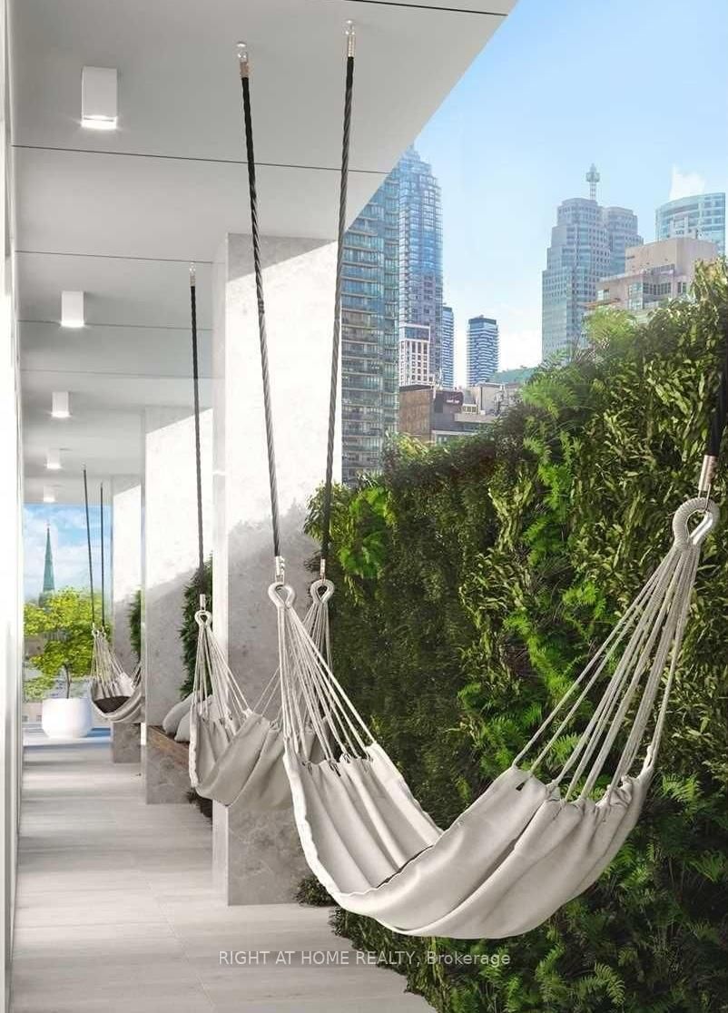 88 Queen Street E • #4711 • Toronto, ON photo 24
