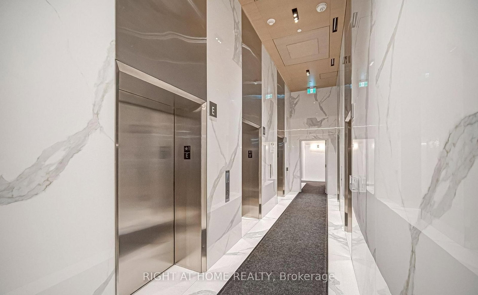 88 Queen Street E • #4711 • Toronto, ON photo 31