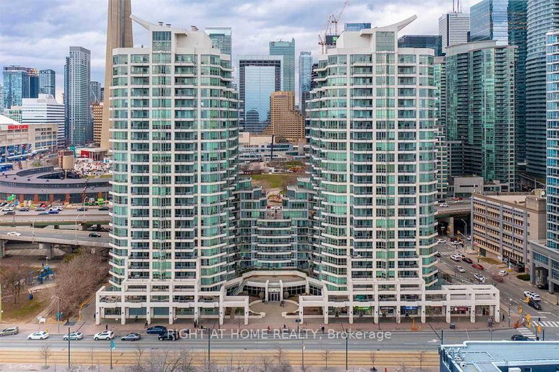 2801 (Ph 1) - 228 Queens Quay W