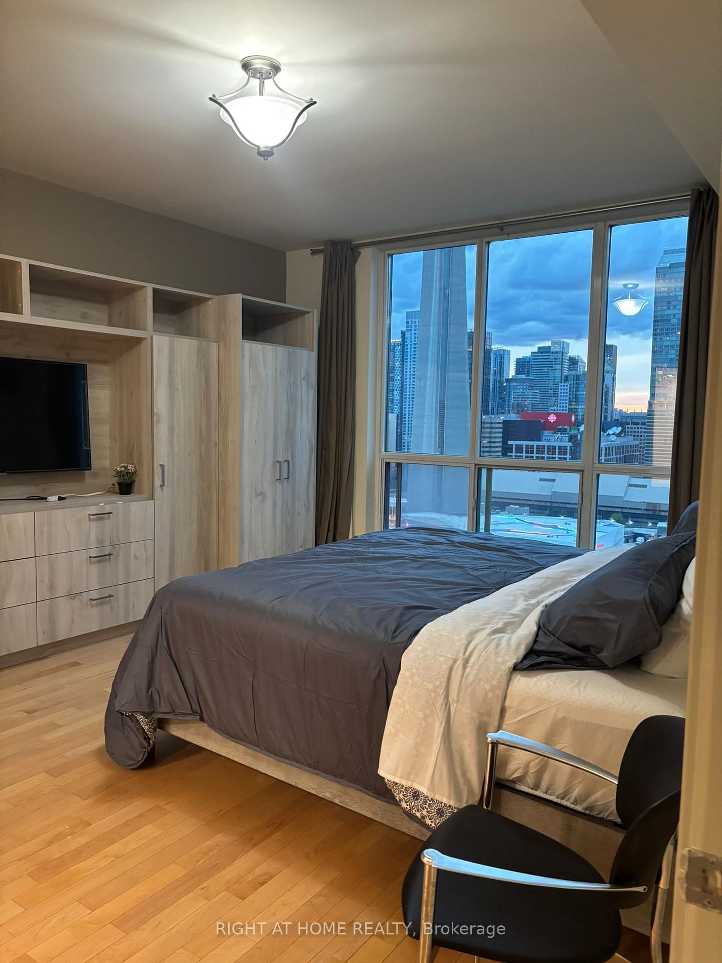 228 W Queens Quay • #2801 (Ph 1) • Toronto, ON photo 25