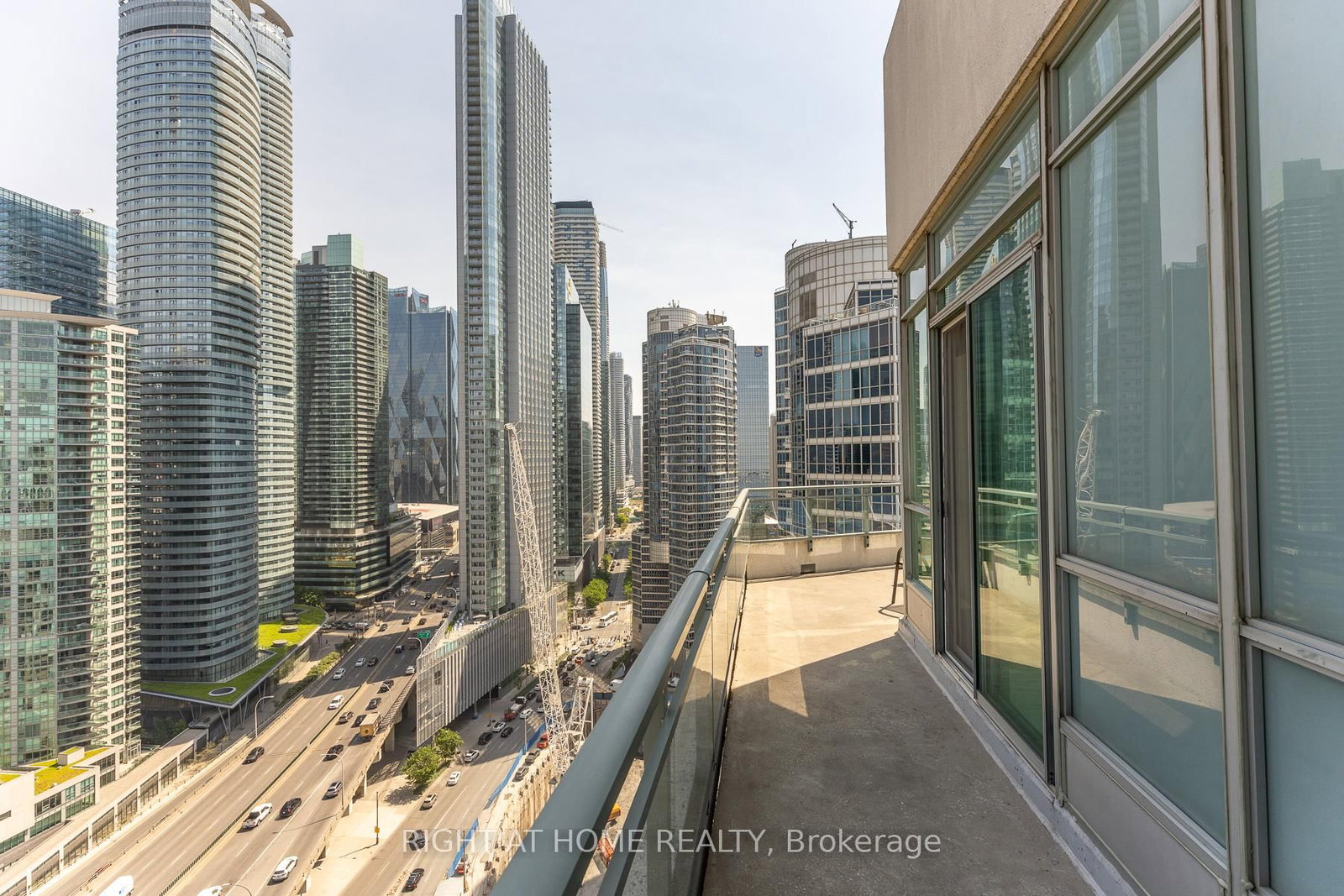 228 W Queens Quay • #2801 (Ph 1) • Toronto, ON photo 34