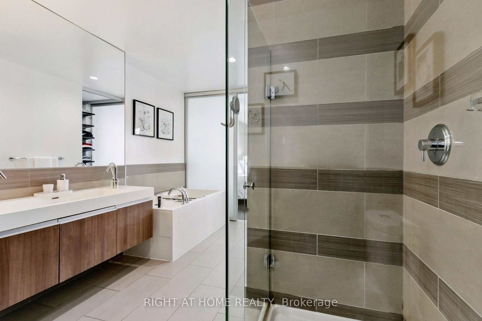 390 Cherry Street • #3207 • Toronto, ON photo 29