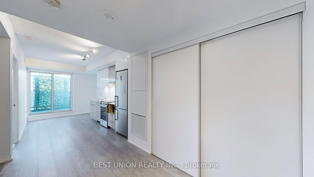1131 - 251 Jarvis Street