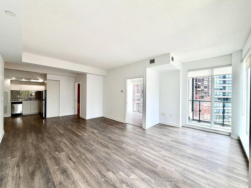 home for lease on R807-31 Phipps Street