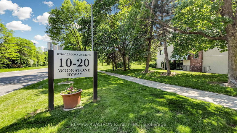 145 - 10 Moonstone Byway