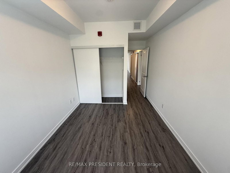 6 - 12 Marquette Avenue S