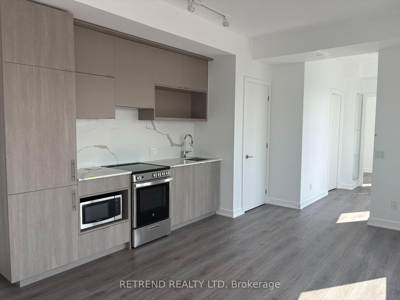 3506-100 Queen Street, Toronto, ON, photo 3