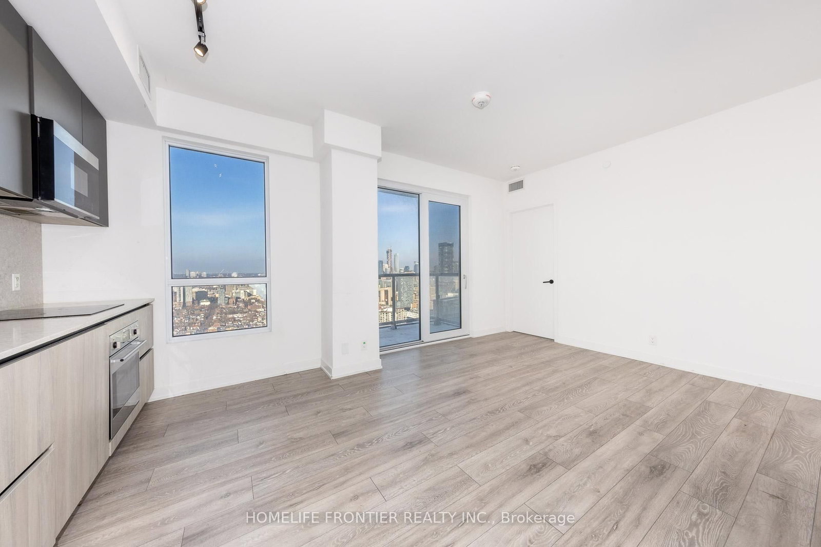 4702-108 Peter Street, Toronto, ON, photo 3