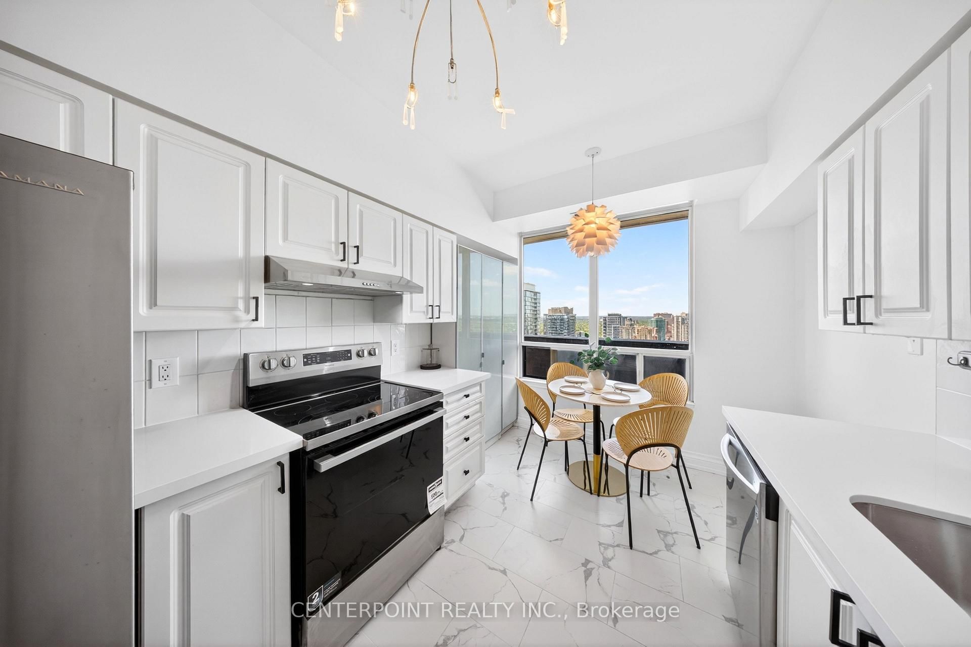 33 Empress Avenue, Unit Ph201