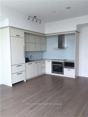 1004 - 3018 Yonge Street