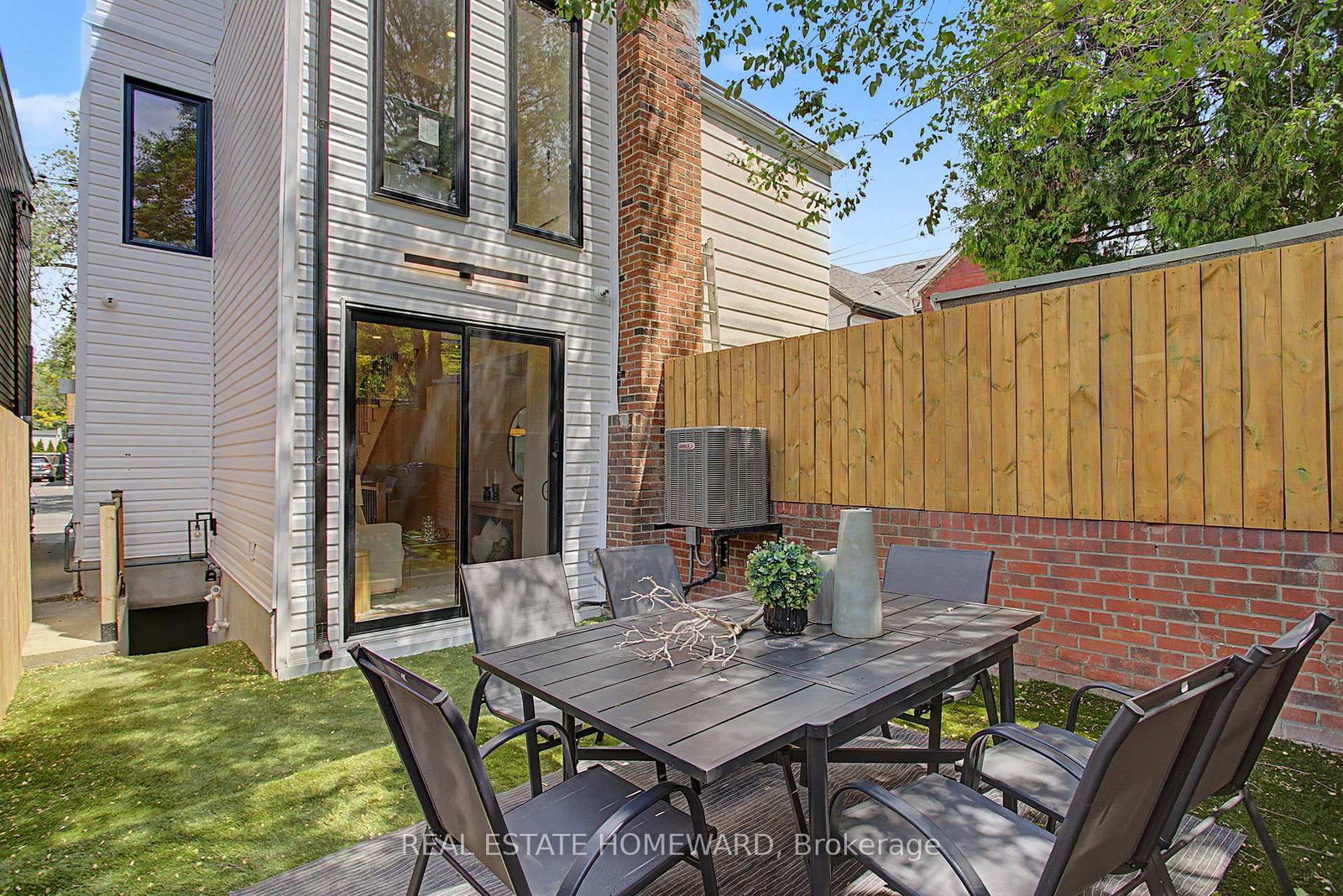 3 Rebecca Street • Toronto, ON photo 35