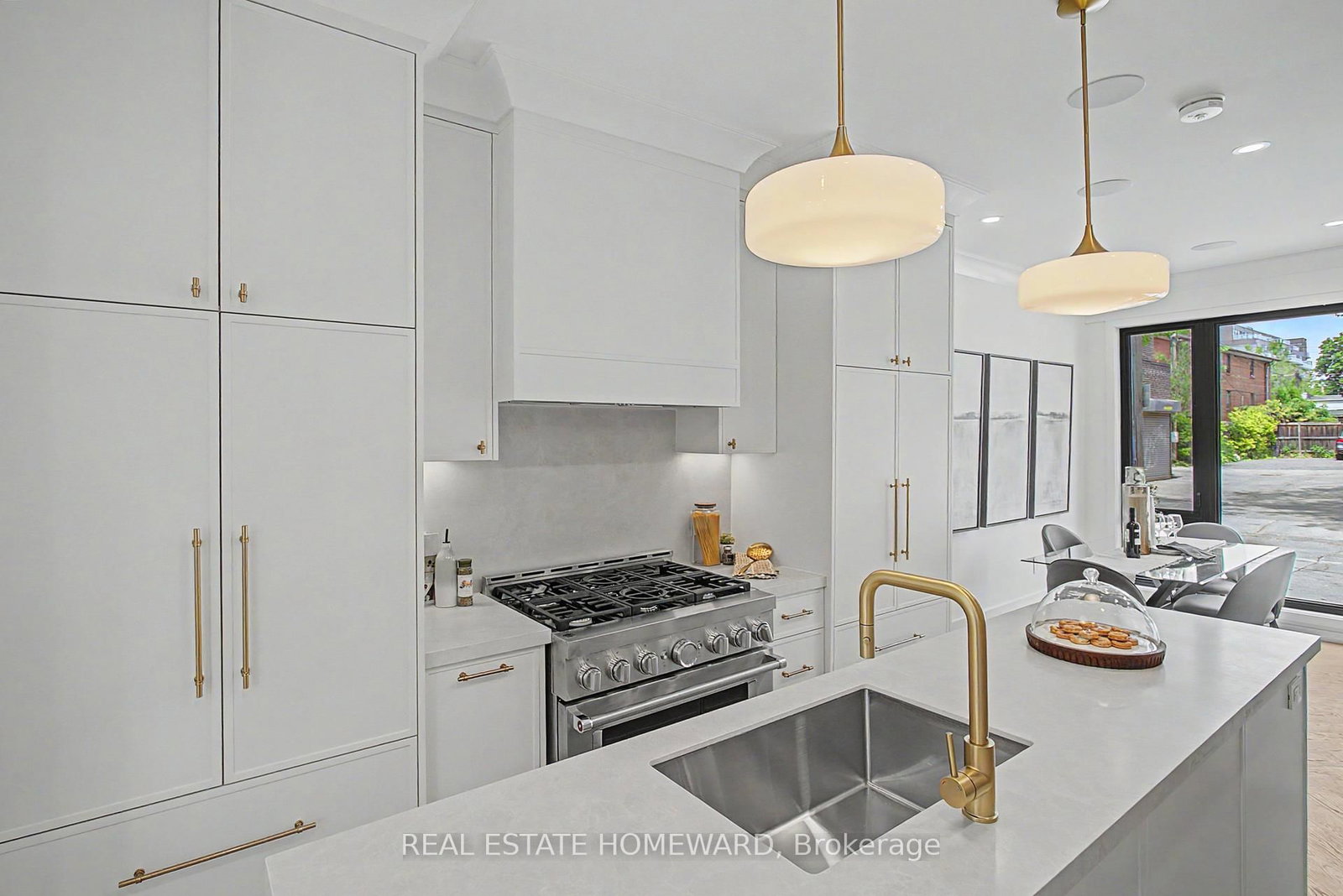 3 Rebecca Street • Toronto, ON photo 8