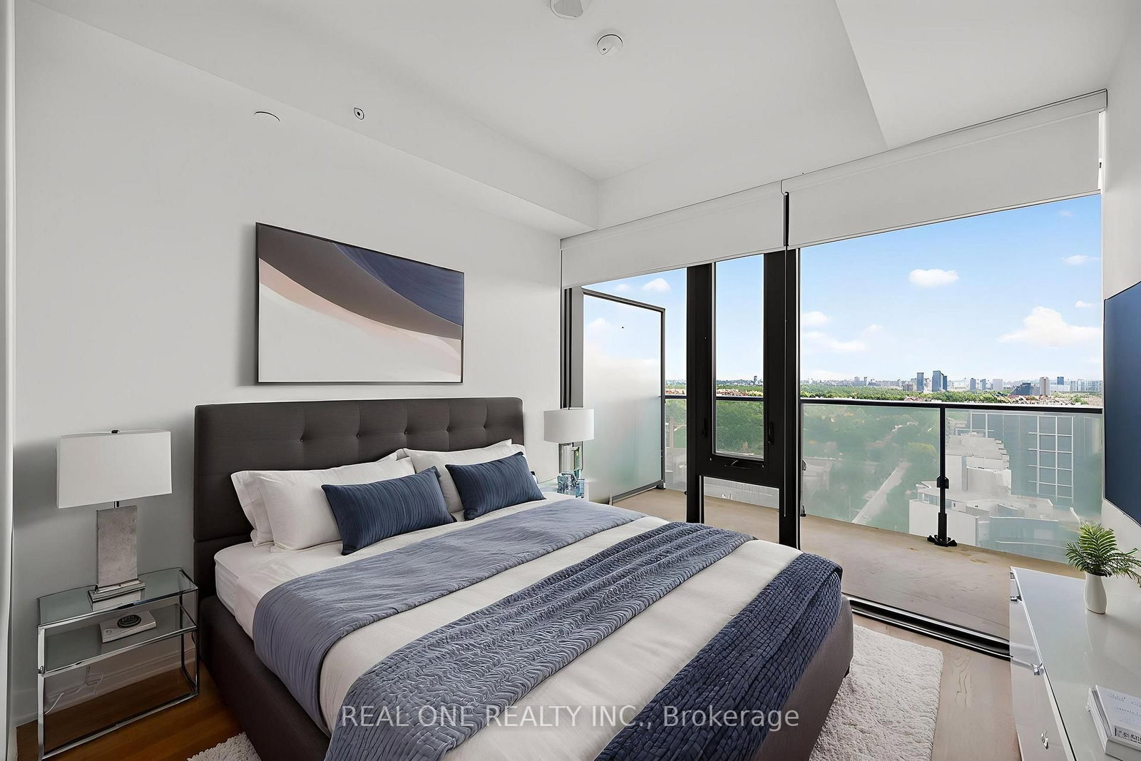 185 Roehampton Avenue • #1906 • Toronto, ON photo 21
