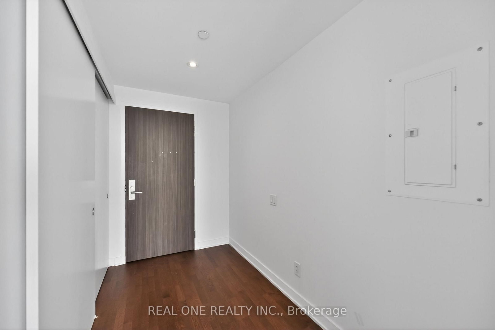 185 Roehampton Avenue • #1906 • Toronto, ON photo 8