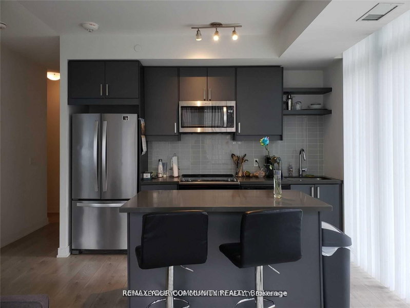 502 - 50 Wellesley Street E