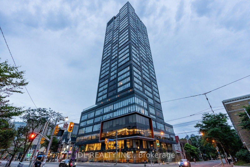 home for lease on 402-203 College Street