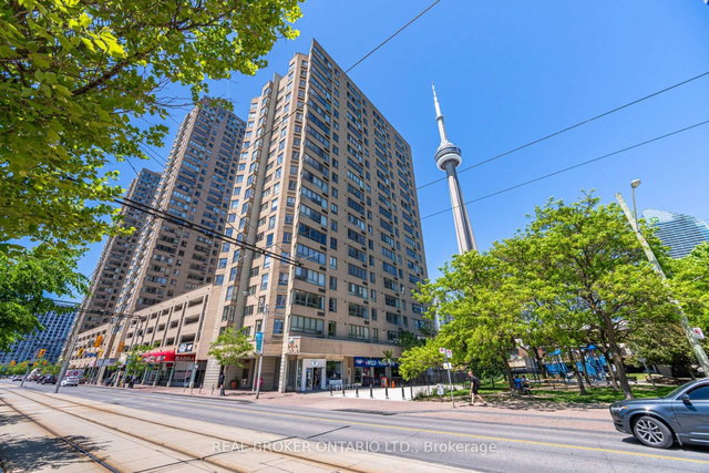 604 - 250 Queens Quay W