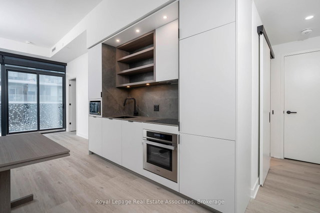 3908 - 55 Charles Street E