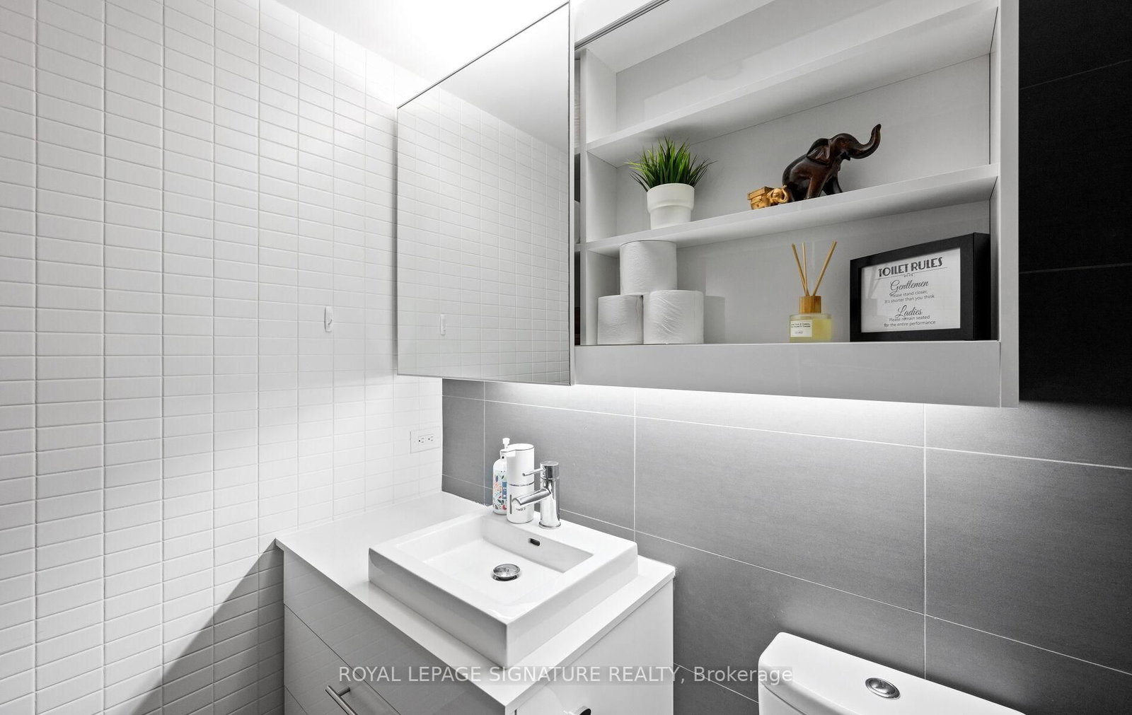 32 Trolley Crescent • #608 • Toronto, ON photo 25