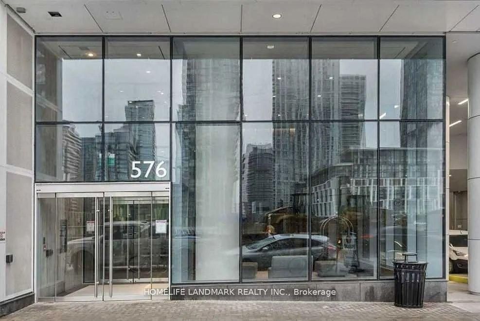 576 Front Street W Street, Unit 1109E