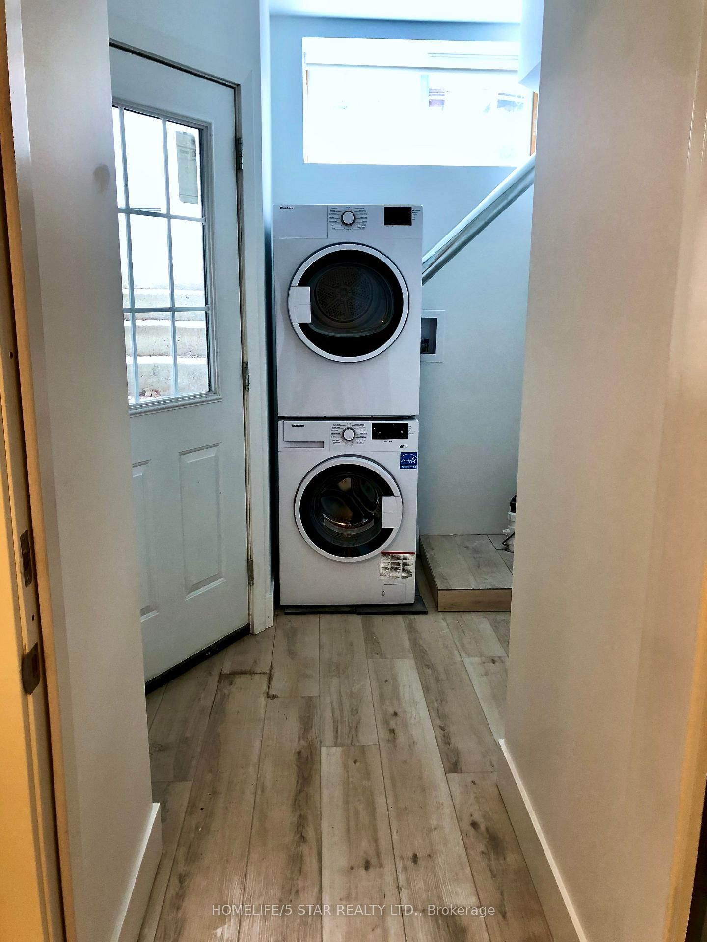 225 GRACE Street • Toronto, ON photo 23