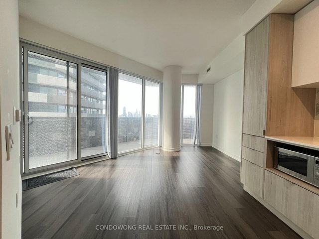 6212 - 138 Downes Street