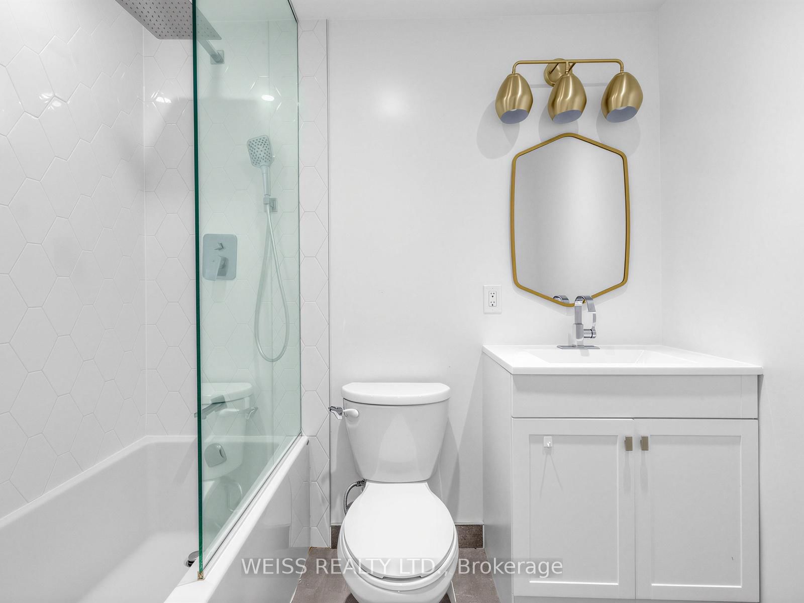 150 Neptune Drive • #1405 • Toronto, ON photo 21