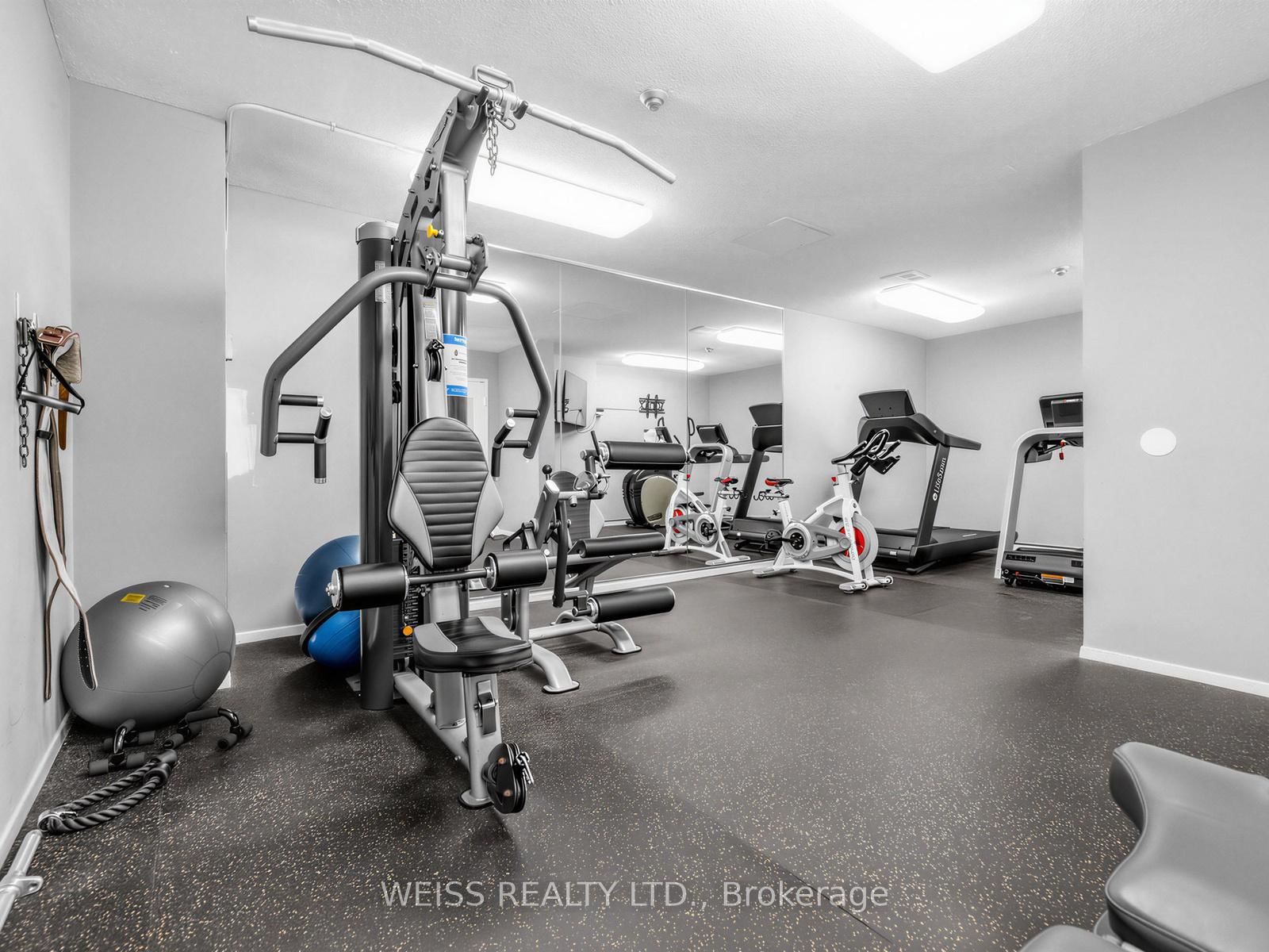 150 Neptune Drive • #1405 • Toronto, ON photo 29