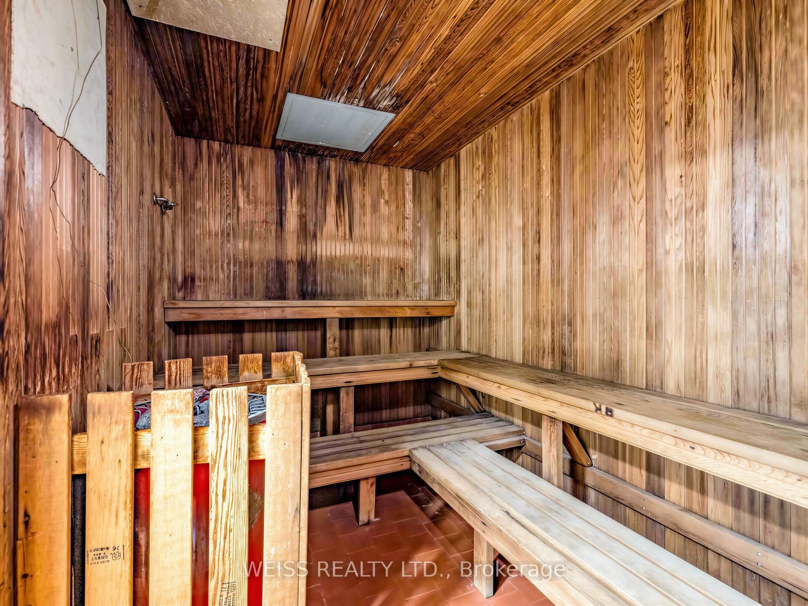 150 Neptune Drive • #1405 • Toronto, ON photo 31