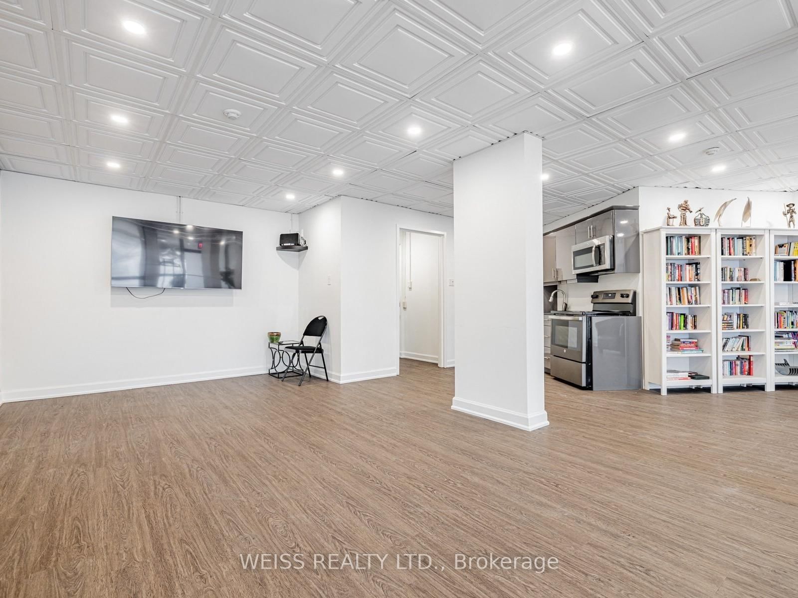 150 Neptune Drive • #1405 • Toronto, ON photo 34