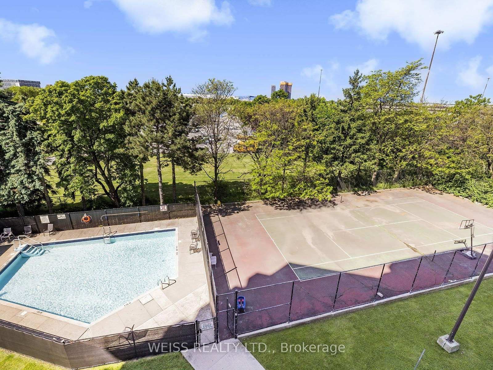 150 Neptune Drive • #1405 • Toronto, ON photo 36