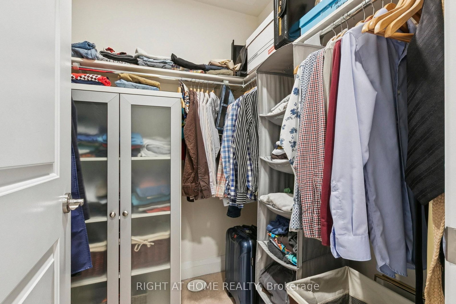28 Raffeix Lane • Toronto, ON photo 17